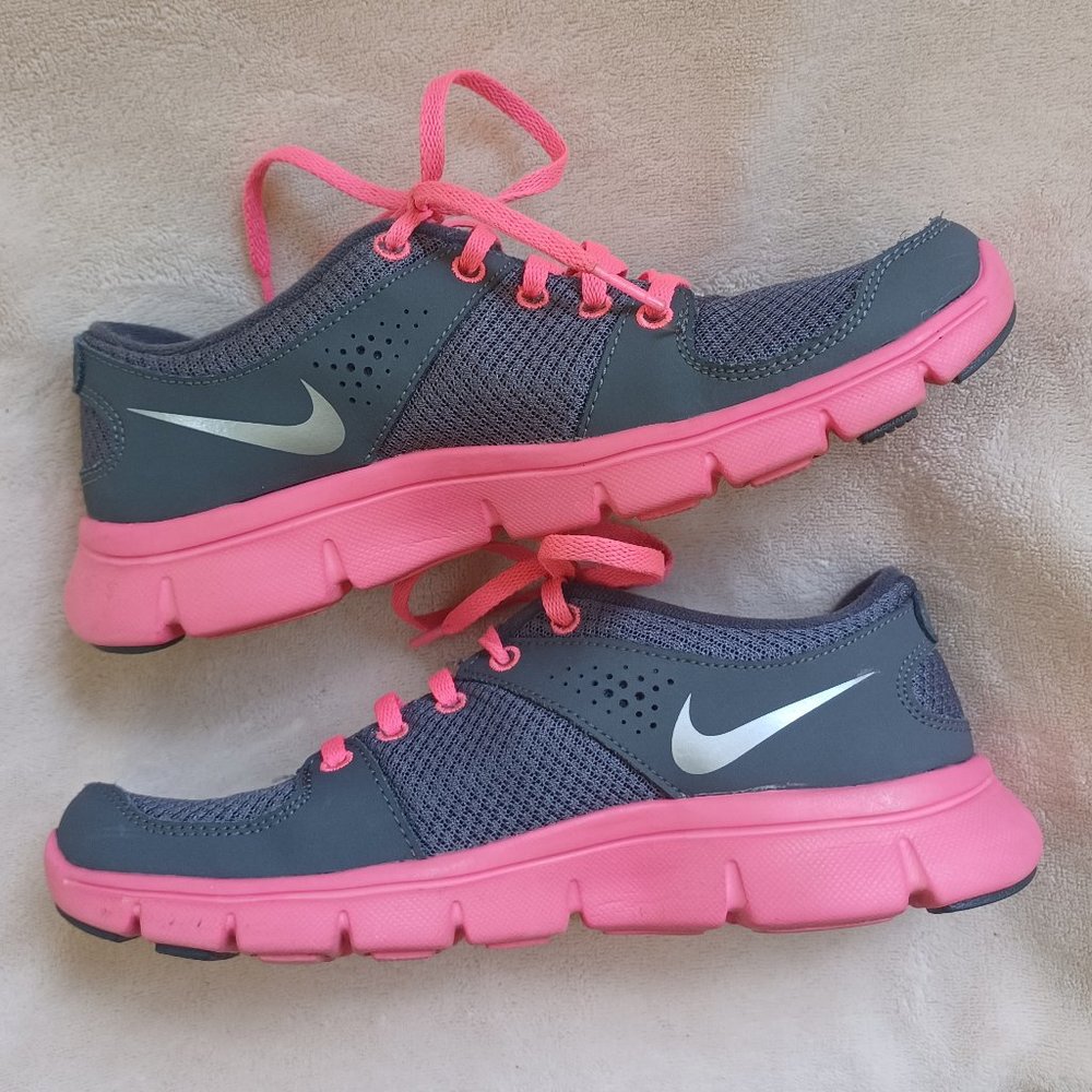 Nike Flex Experience Running Shoe